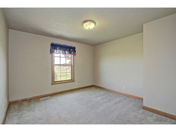 3230 S Tahoe Ln, Appleton, WI 54915 photo 18