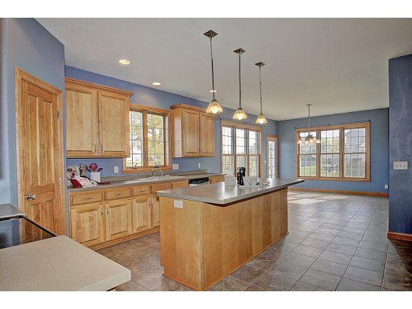 3230 S Tahoe Ln, Appleton, WI 54915 photo 6