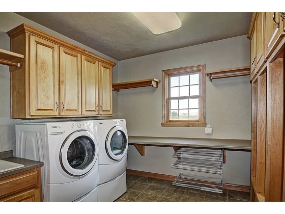 3230 S Tahoe Ln, Appleton, WI 54915 photo 10