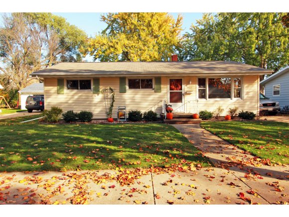 512 S Schaefer, Appleton, WI 54915 photo 1