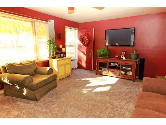 512 S Schaefer, Appleton, WI 54915 photo 7
