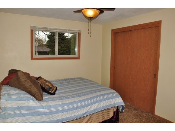 535 W Seneca Dr, Appleton, WI 54911 photo 11