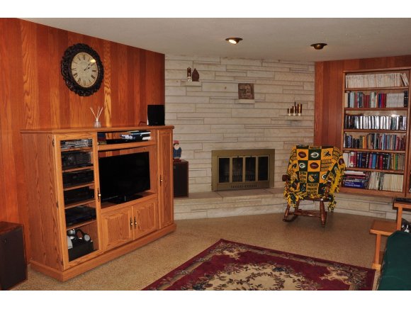 535 W Seneca Dr, Appleton, WI 54911 photo 13