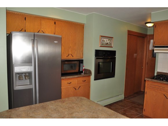 535 W Seneca Dr, Appleton, WI 54911 photo 5