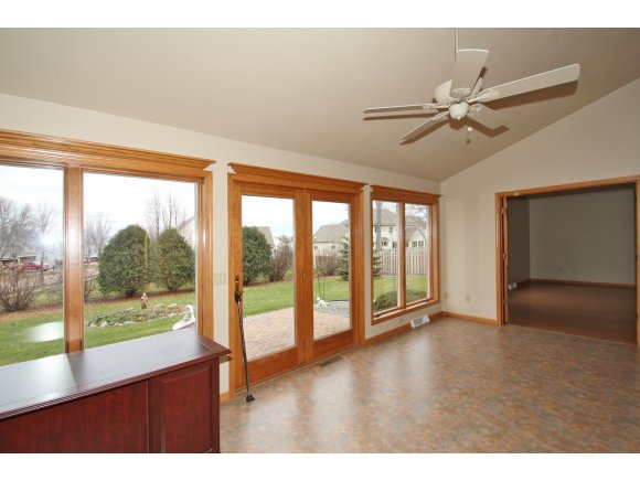 2500 E Gatewood Dr, Appleton, WI 54915 photo 12