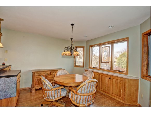 2500 E Gatewood Dr, Appleton, WI 54915 photo 11