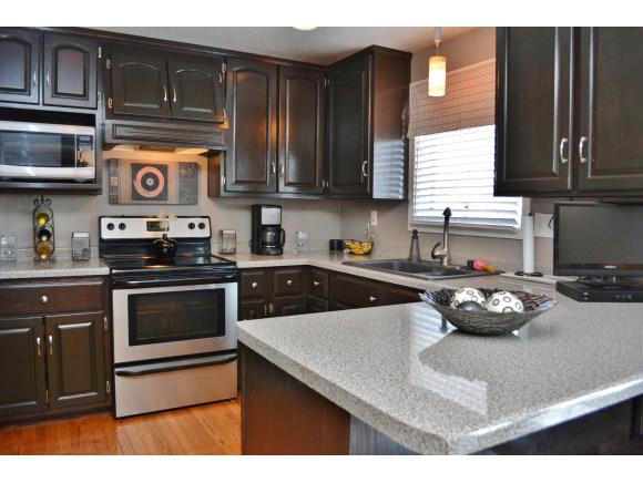w2434 Holly Lane, Appleton, WI 54915 photo 6