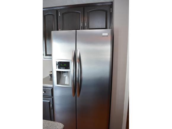 w2434 Holly Lane, Appleton, WI 54915 photo 9