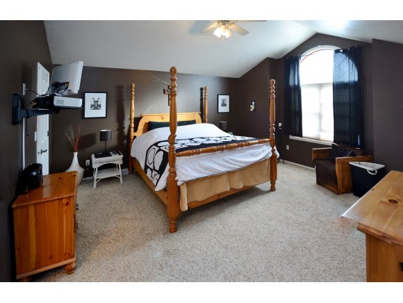 w2434 Holly Lane, Appleton, WI 54915 photo 12