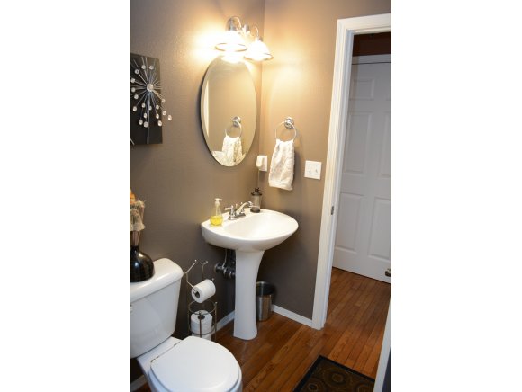 w2434 Holly Lane, Appleton, WI 54915 photo 11