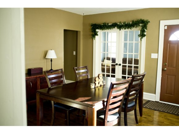 1034 W Packard St, Appleton, WI 54914 photo 2