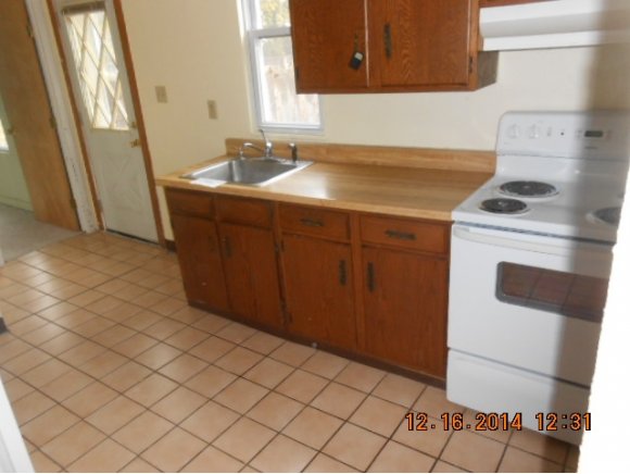1310 Katherine St, Appleton, WI 54915 photo 3