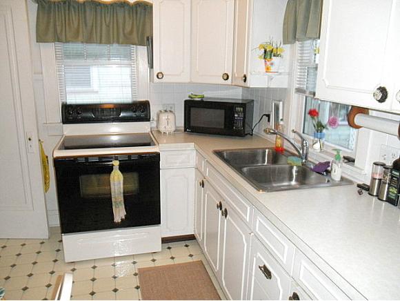 907 W Spring St, Appleton, WI 54914 photo 5