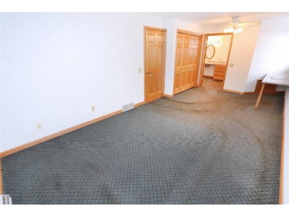 2033 W Harvest Dr, Appleton, WI 54914 photo 14
