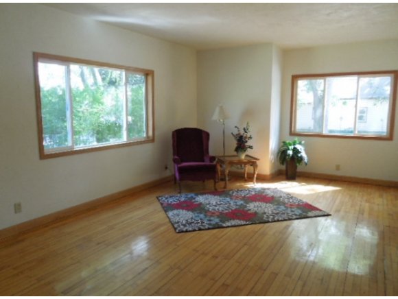 1002 N Durkee St, Appleton, WI 54911 photo 2