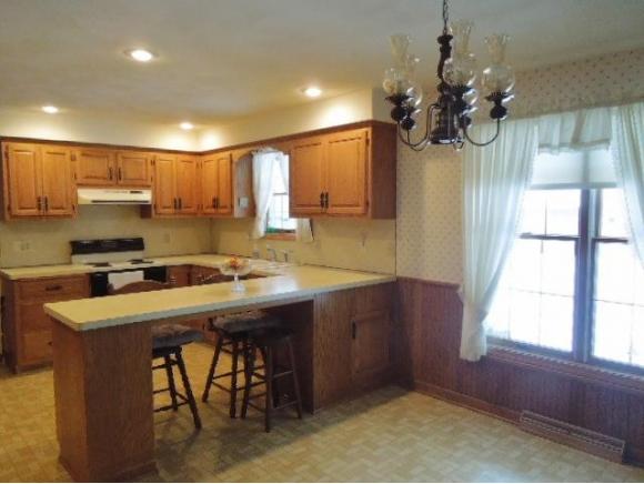 1301 E Pauline St, Appleton, WI 54911 photo 3