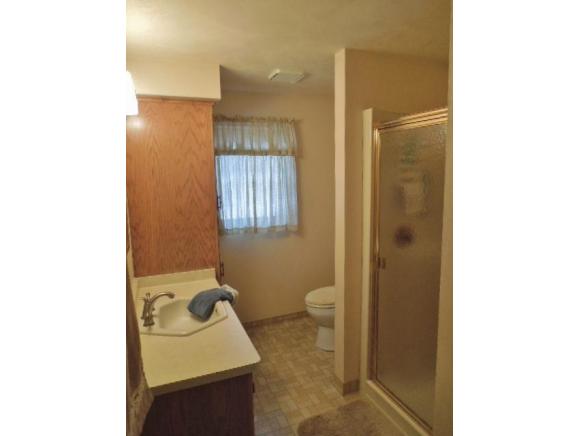 1301 E Pauline St, Appleton, WI 54911 photo 9