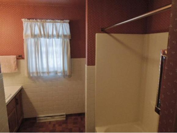 1301 E Pauline St, Appleton, WI 54911 photo 10