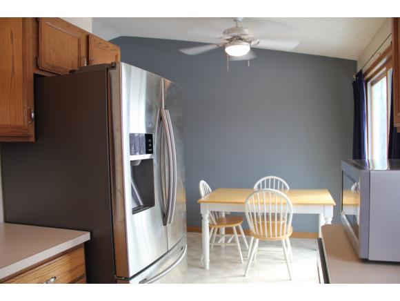 2107 S Driftwood Ln, Appleton, WI 54915 photo 5