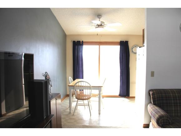 2107 S Driftwood Ln, Appleton, WI 54915 photo 4