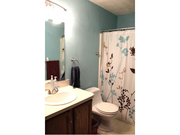 2107 S Driftwood Ln, Appleton, WI 54915 photo 9