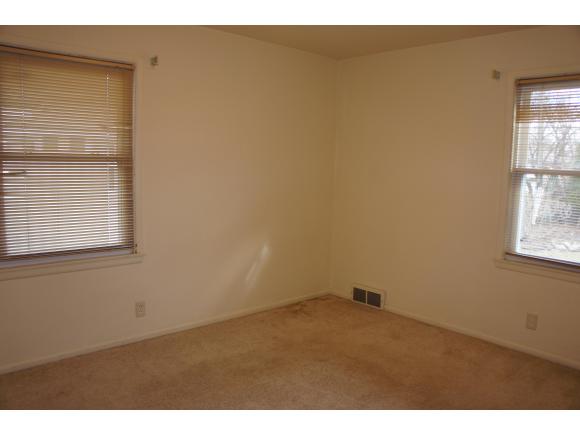 825 E Lindbergh St, Appleton, WI 54911 photo 7