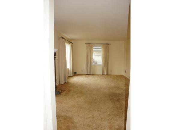 825 E Lindbergh St, Appleton, WI 54911 photo 2