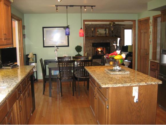 3300 S Poplar Ln, Appleton, WI 54915 photo 7
