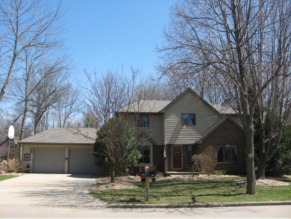 3300 S Poplar Ln, Appleton, WI 54915 photo 1