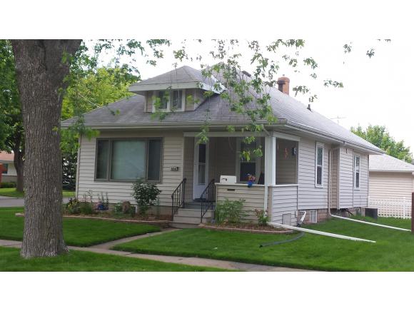834 W Summer St, Appleton, WI 54914 photo 1