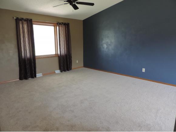 1724 E Bayberry, Appleton, WI 54915 photo 2