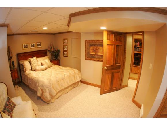827 E Franklin, Appleton, WI 54911 photo 13