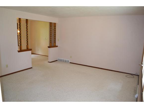 325 Janet, Wrightstown, WI 54180 photo 6