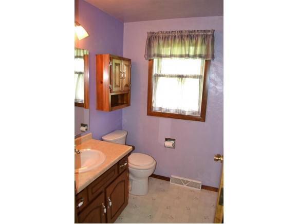 325 Janet, Wrightstown, WI 54180 photo 12