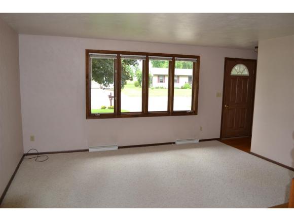 325 Janet, Wrightstown, WI 54180 photo 7