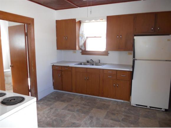 820 W Kamps Ave, Appleton, WI 54914 photo 5
