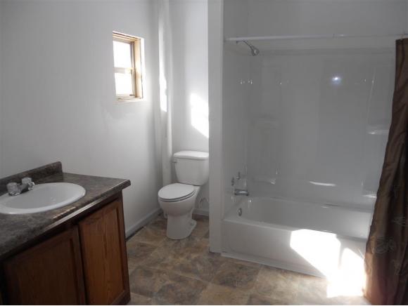 820 W Kamps Ave, Appleton, WI 54914 photo 4