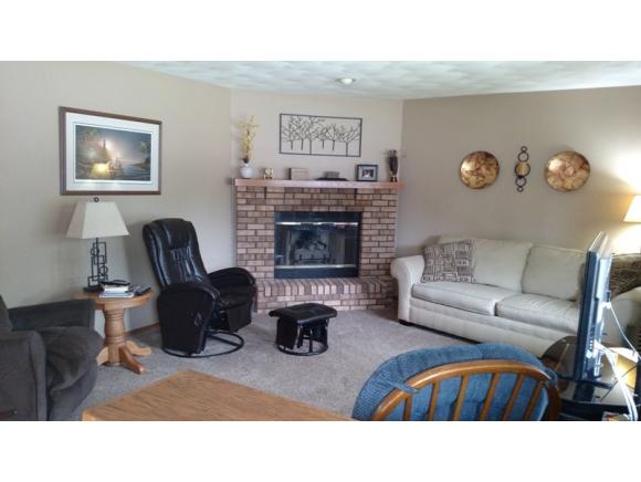 2129 Connies Ct, Appleton, WI 54914 photo 2