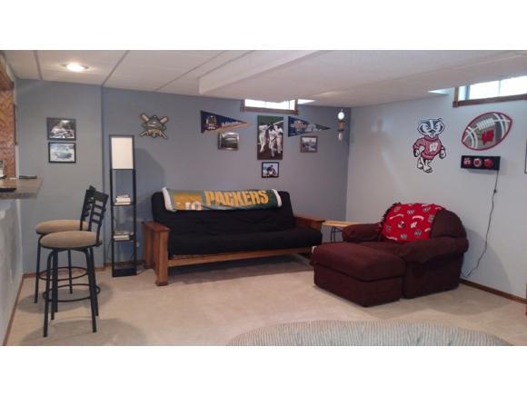 2129 Connies Ct, Appleton, WI 54914 photo 12