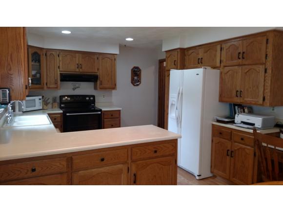 2129 Connies Ct, Appleton, WI 54914 photo 4