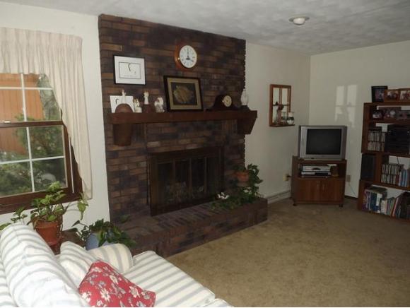 1412 S Irma St, Appleton, WI 54915 photo 7
