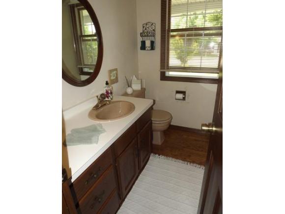 1412 S Irma St, Appleton, WI 54915 photo 9
