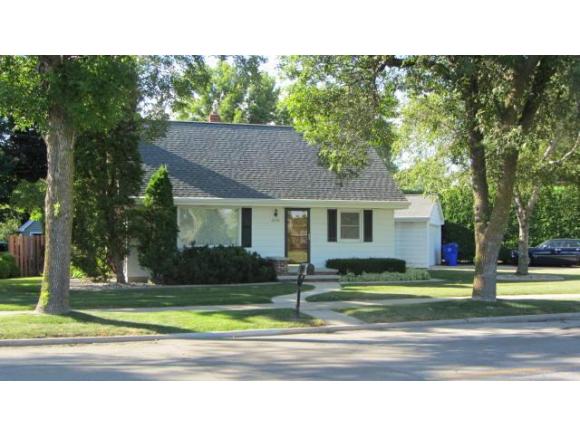 2110 W Prospect Ave, Appleton, WI 54914 photo 1