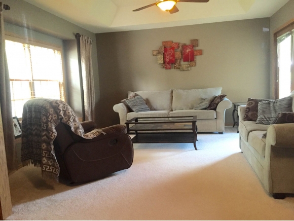 3500 N Hillsborough Dr, Appleton, WI 54911 photo 7