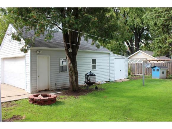 724 W 3rd, Appleton, WI 54914 photo 2