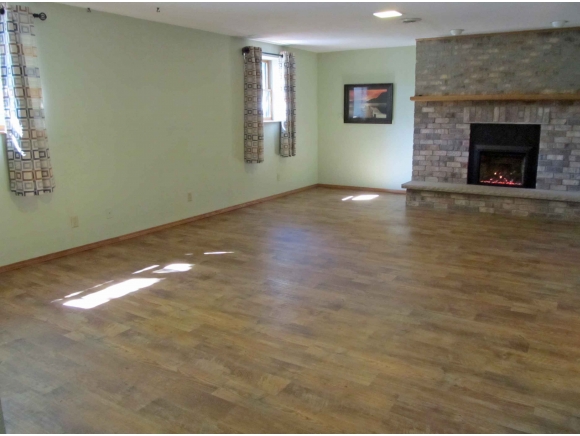 2024 W Jonathon Dr, Appleton, WI 54914 photo 14