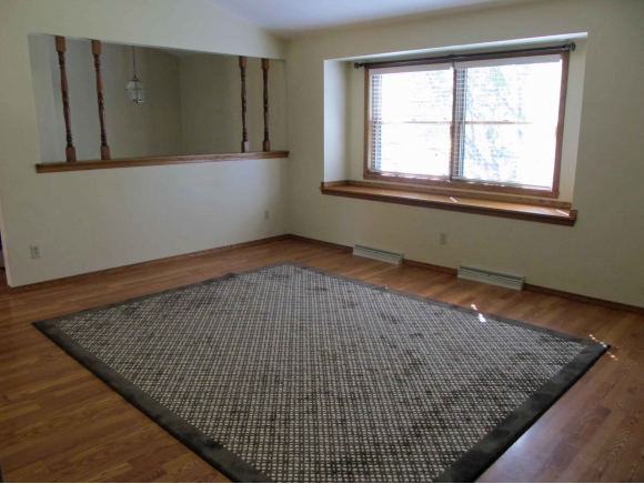 2024 W Jonathon Dr, Appleton, WI 54914 photo 6