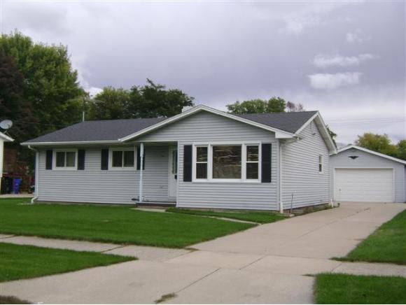 724 S Lee St, Appleton, WI 54915 photo 1
