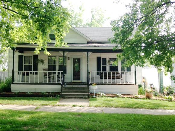 246 High St, Wrightstown, WI 54180 photo 1