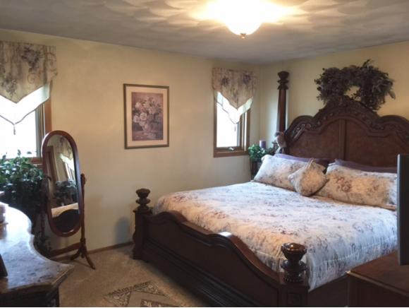 2004 W Capitol Dr, Appleton, WI 54914 photo 6